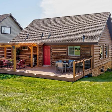 Villa Whispering Pines Cabin With Pool, Lake And Golf Access! Pine Lake Exterior foto