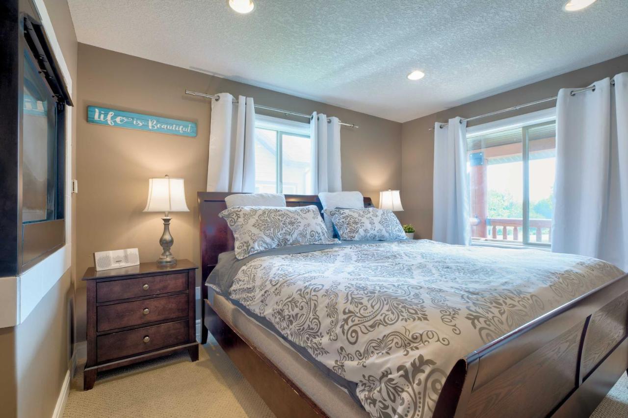Villa Whispering Pines Cabin With Pool, Lake And Golf Access! Pine Lake Exterior foto